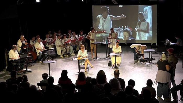 Psychiatrie -Théâtre : Le studio Gamaritz de la Gare du Midi à Biarritz « rempli jusqu’aux cintres pour la représentation de « Comme au cinéma »